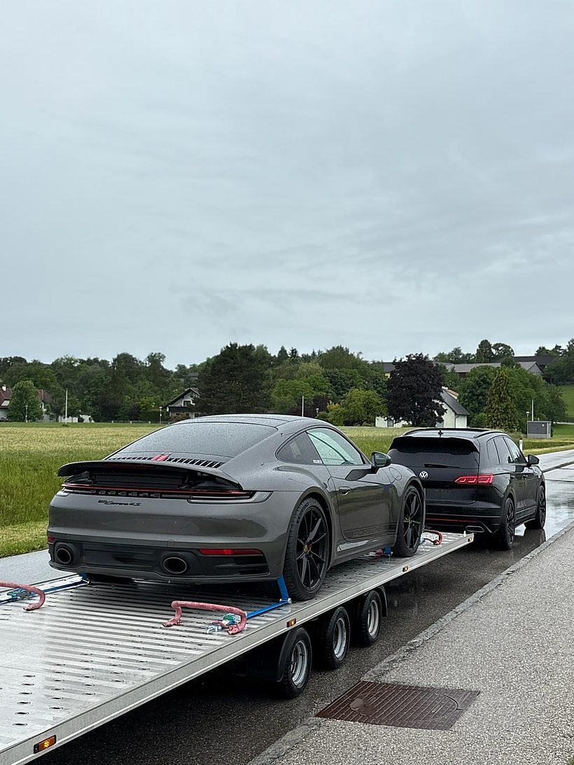 Preprava športového Porsche